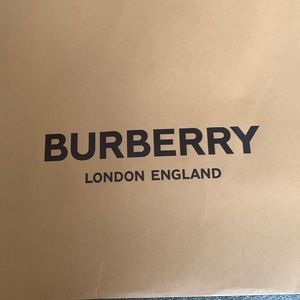 BURBERRY SHOPPING BAG…LONDON ENGLAND”